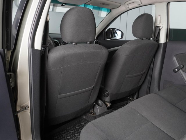 Nissan Almera 2015