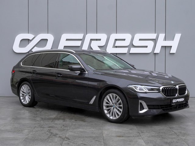 BMW 5 серии 2021
