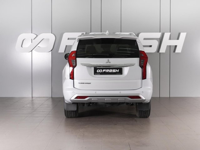Mitsubishi Pajero Sport 2020