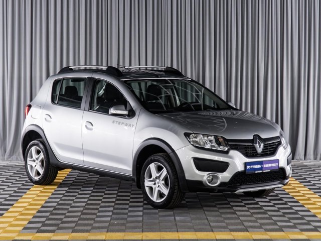 Renault Sandero 2015