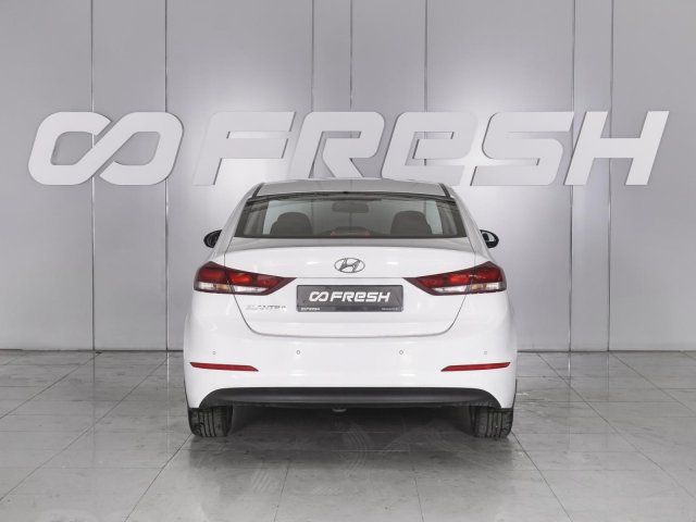 Hyundai Elantra 2016
