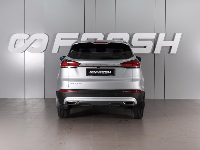 Geely Atlas Pro 2022