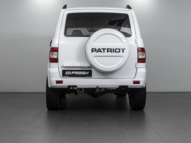 УАЗ Patriot 2015