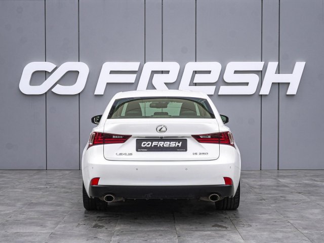 Lexus IS 2013