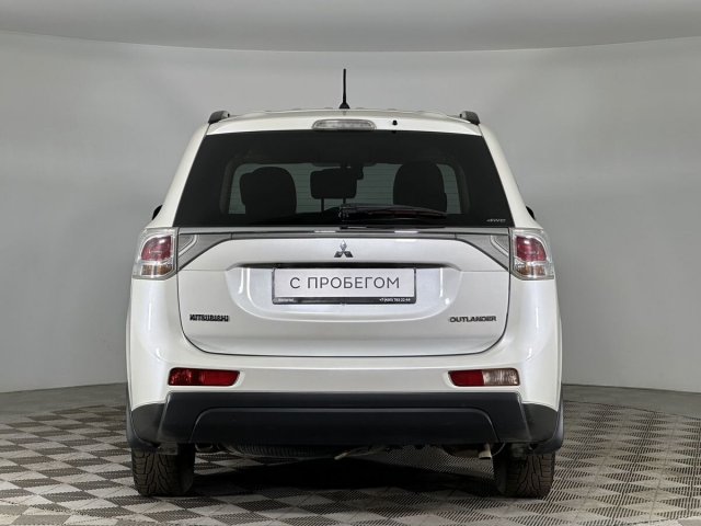 Mitsubishi Outlander 2013