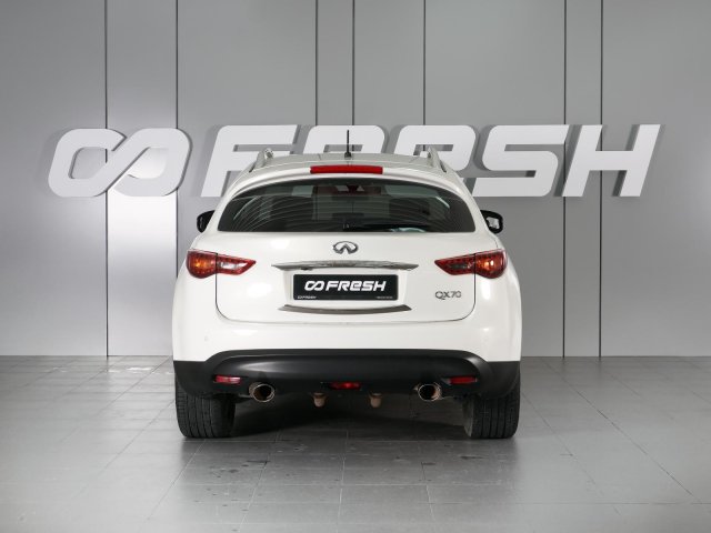 Infiniti QX70 2016