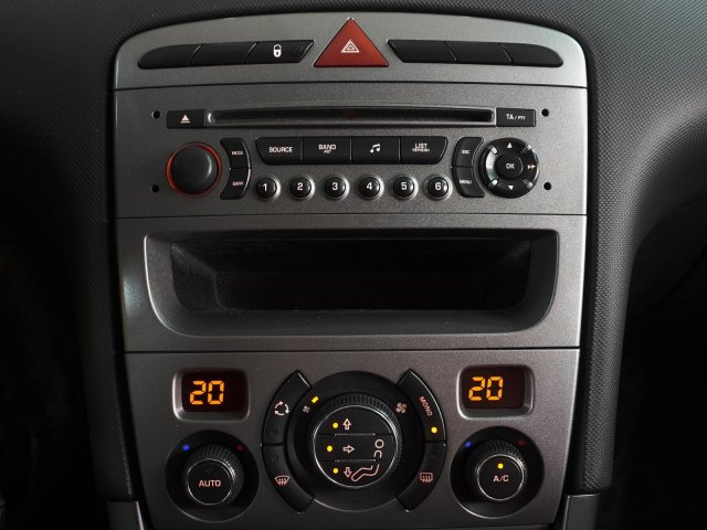 Peugeot 308 2011