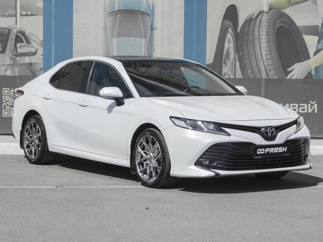 Toyota Camry 2019