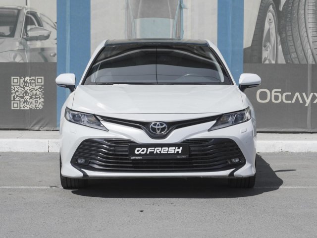 Toyota Camry 2019