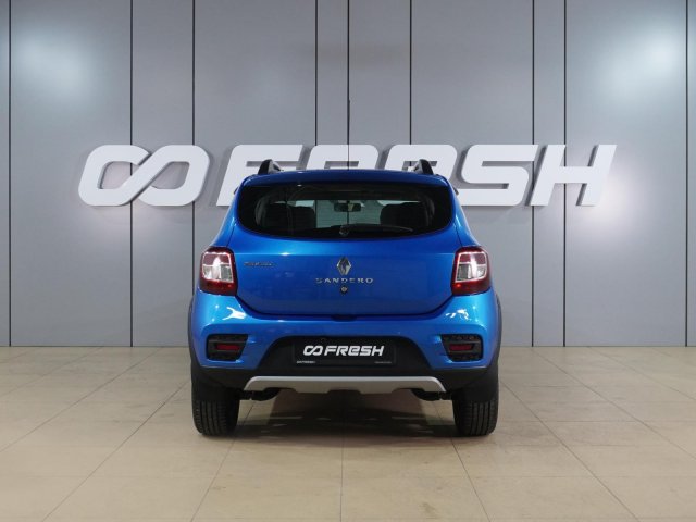 Renault Sandero 2015