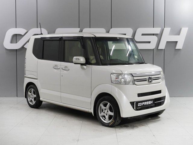 Honda N-BOX 2016
