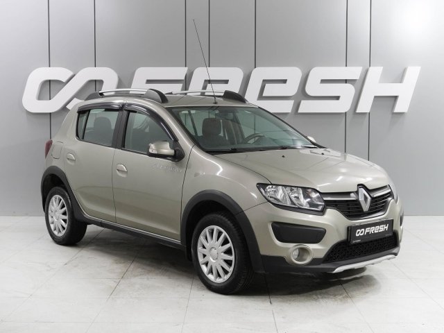 Renault Sandero 2015