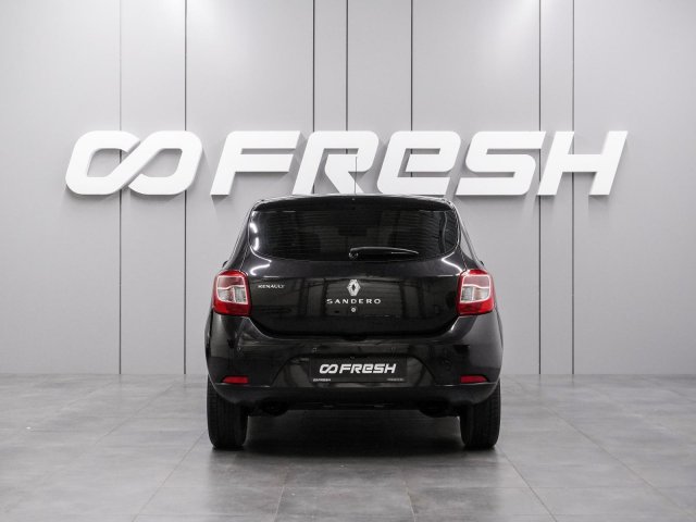 Renault Sandero 2015