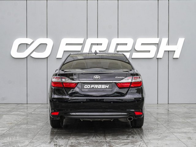 Toyota Camry 2016