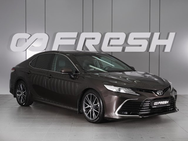 Toyota Camry 2021