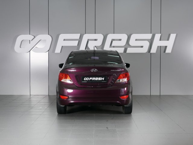 Hyundai Solaris 2012
