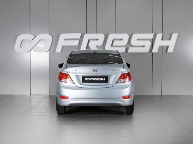 Hyundai Solaris 2013