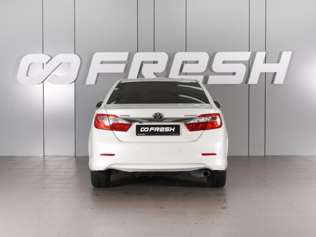 Toyota Camry 2014