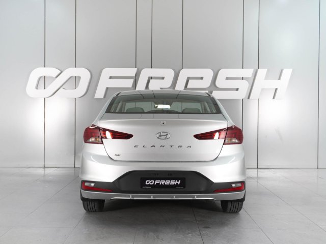 Hyundai Elantra 2019
