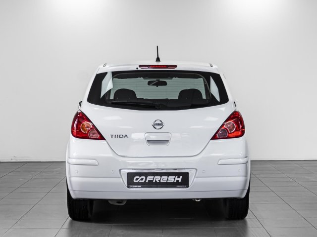 Nissan Tiida 2012