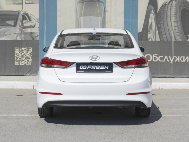 Hyundai Elantra 2018