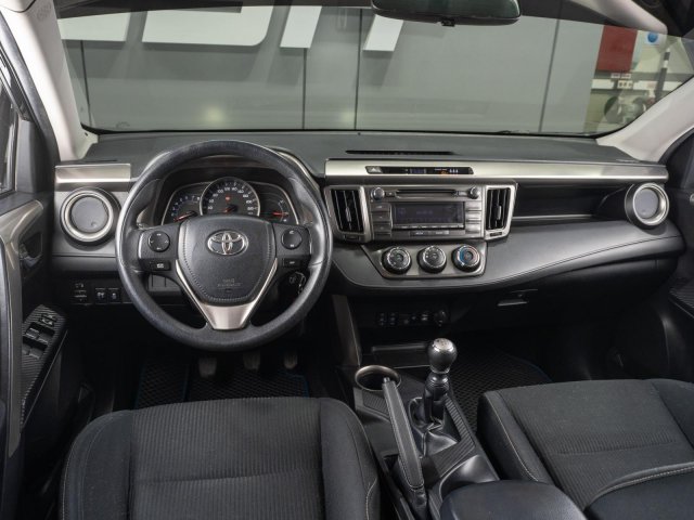 Toyota RAV4 2014