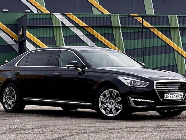 Genesis G90 2016