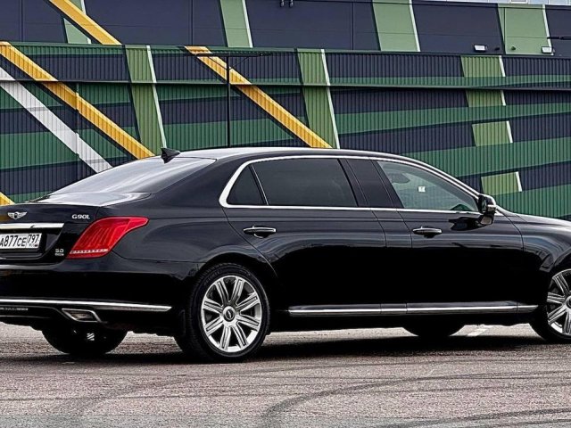 Genesis G90 2016