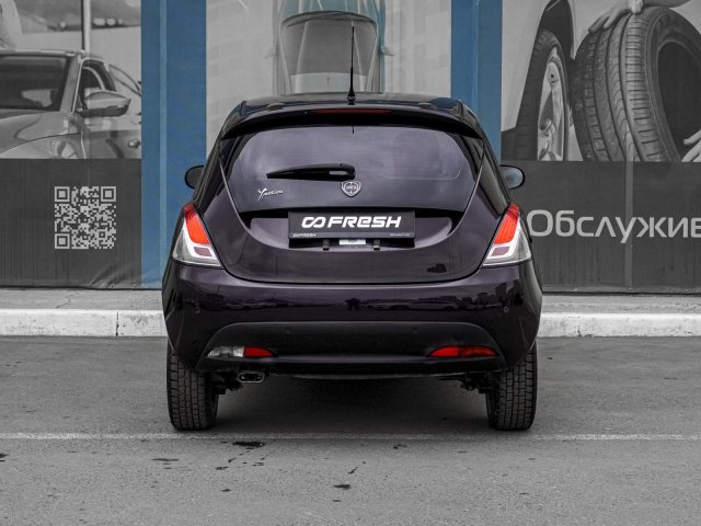 Chrysler Ypsilon 2012