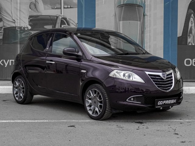 Chrysler Ypsilon 2012