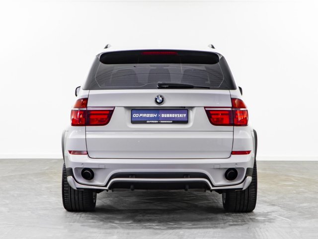 BMW X5 2011