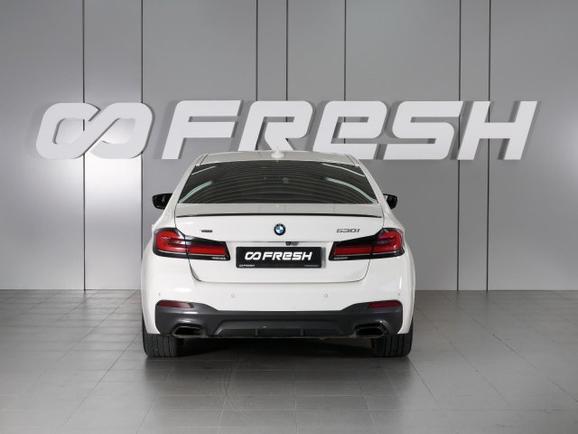 BMW 5 серии 2021
