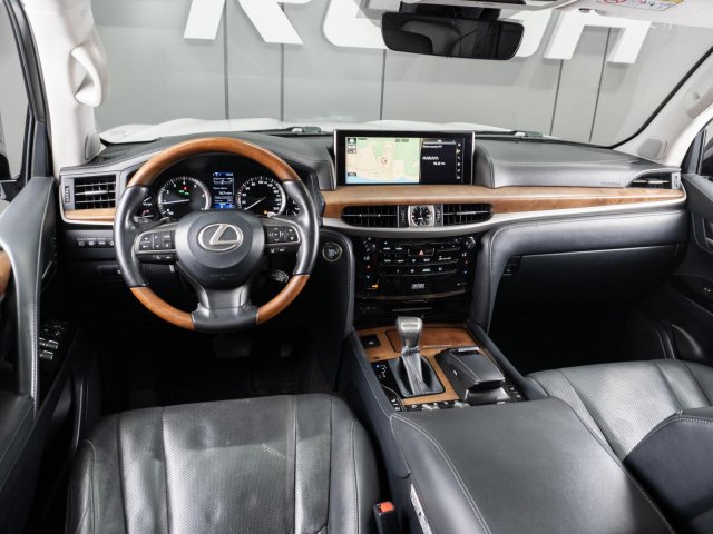 Lexus LX 2019