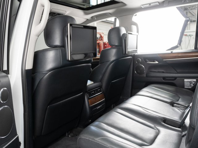 Lexus LX 2019