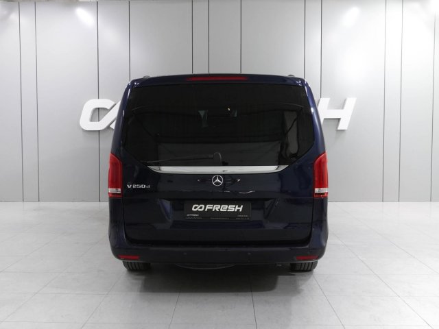 Mercedes-Benz V-Класс 2015