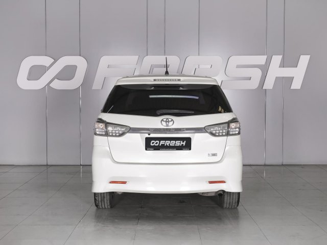 Toyota Wish 2013