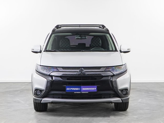 Mitsubishi Outlander 2015