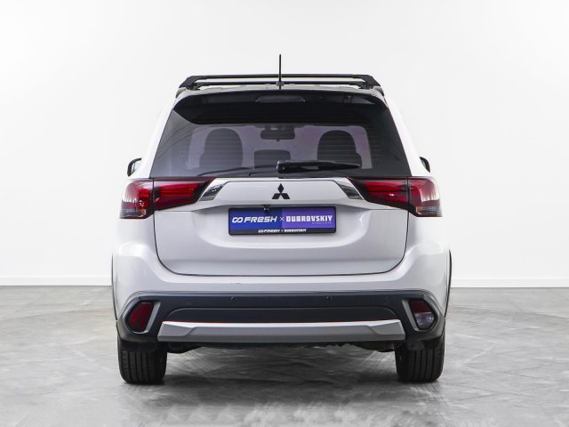 Mitsubishi Outlander 2015