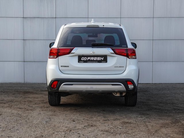 Mitsubishi Outlander 2019