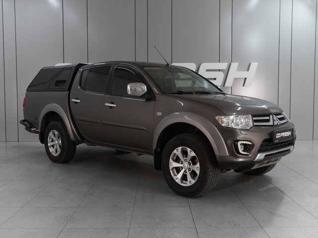Mitsubishi L200 2014