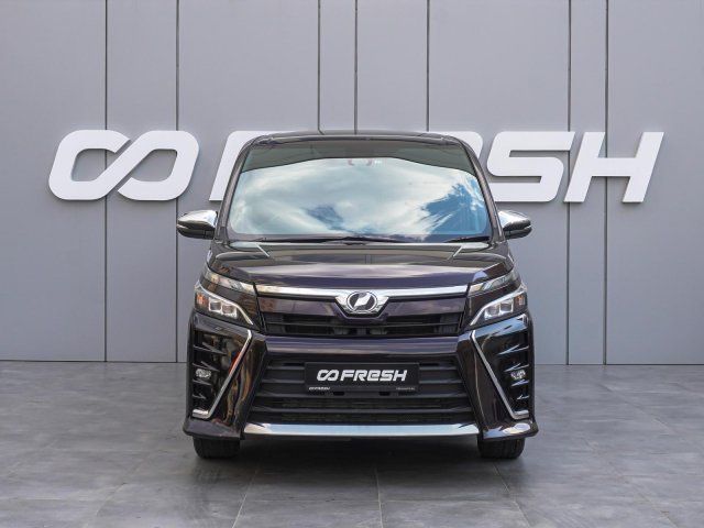 Toyota Voxy 2017