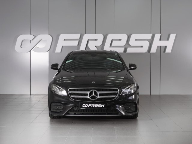 Mercedes-Benz E-Класс 2020