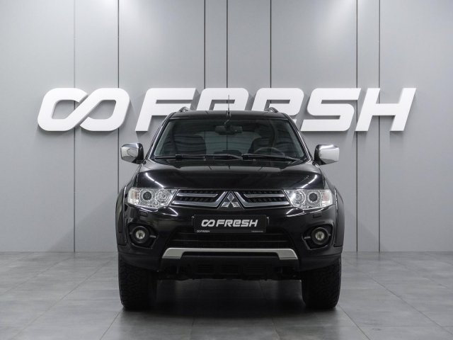 Mitsubishi Pajero Sport 2014