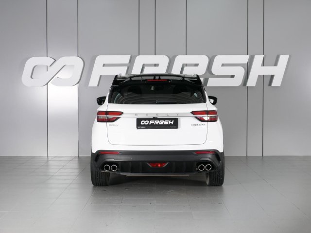 Geely Coolray 2022