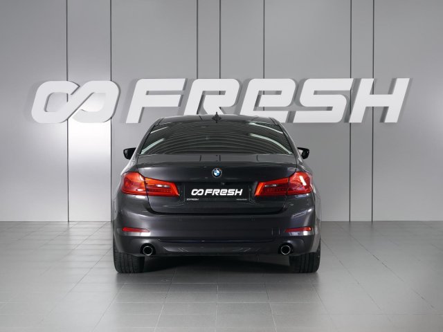 BMW 5 серии 2018
