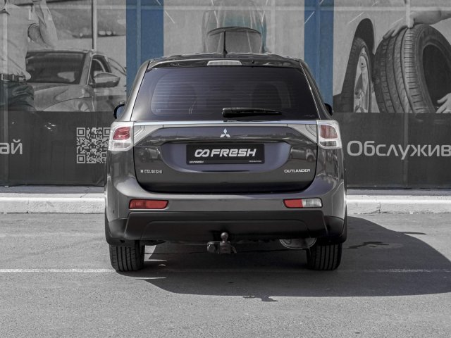 Mitsubishi Outlander 2013