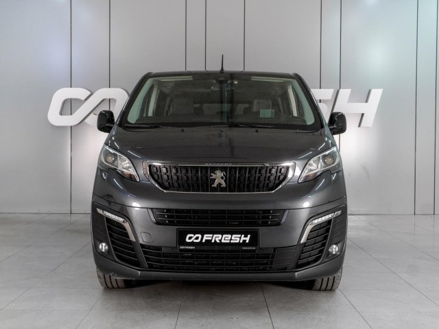 Peugeot Traveller 2020