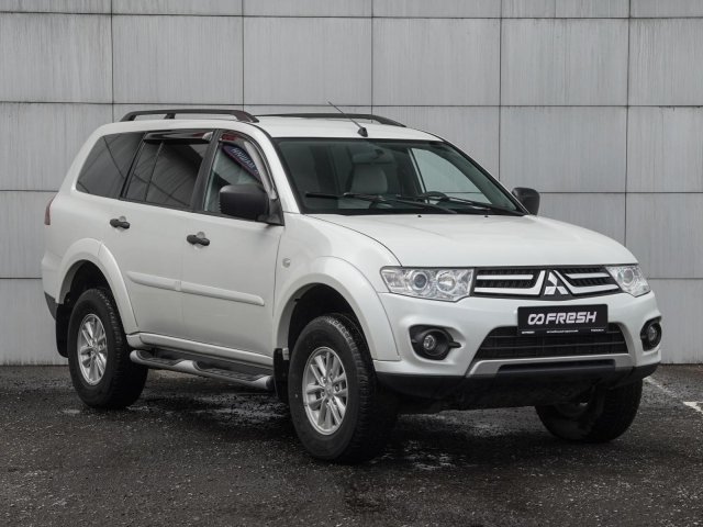 Mitsubishi Pajero Sport 2014