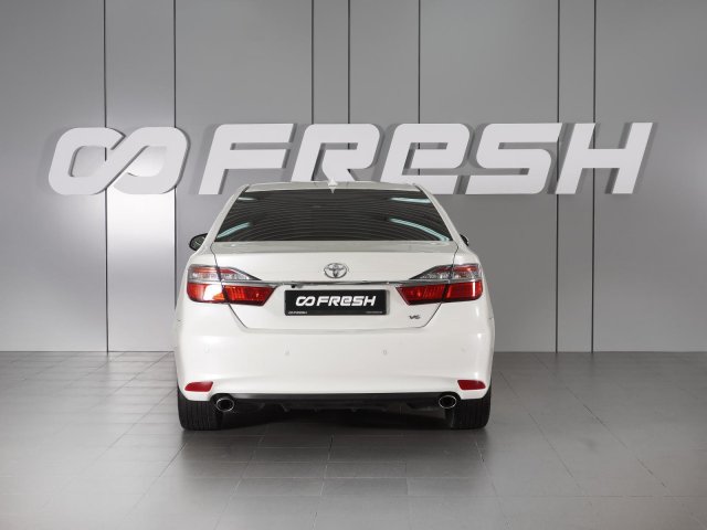 Toyota Camry 2016