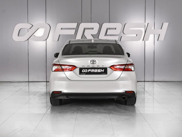 Toyota Camry 2018